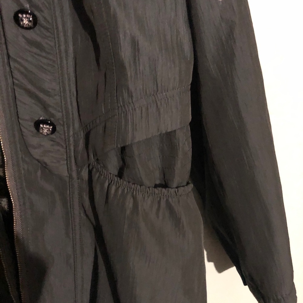 Jacket - Picture 5 of 9